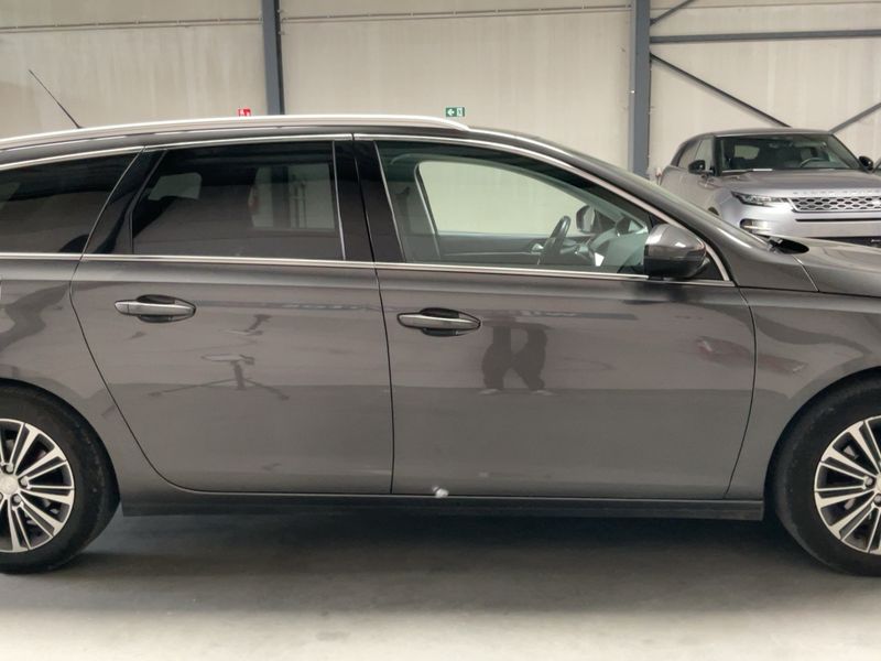 Peugeot 308 1.2 PureTech Allure Pack — zdjęcie 7
