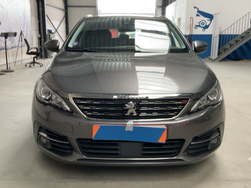 Peugeot 308 1.2 PureTech Allure Pack — zdjęcie 9