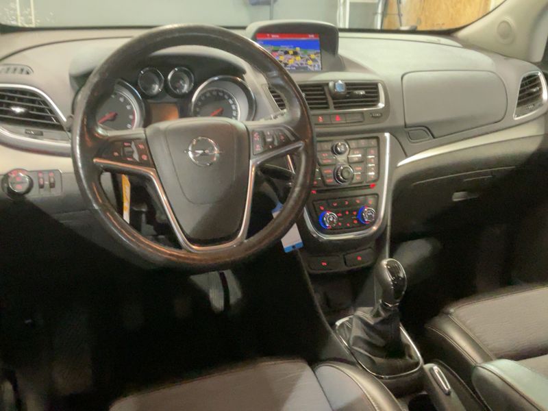 Opel Mokka 1.4 Turbo Innovation ecoFlex — zdjęcie 12