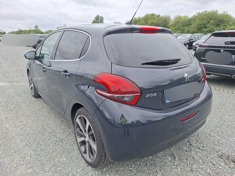 Peugeot 208 1.2 e-THP Féline — zdjęcie 3