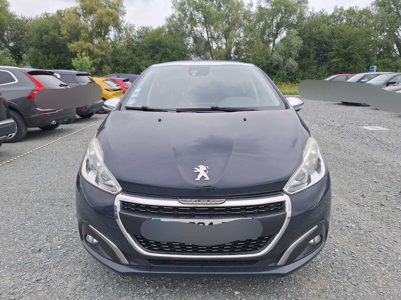 Peugeot 208 1.2 e-THP Féline — zdjęcie 7