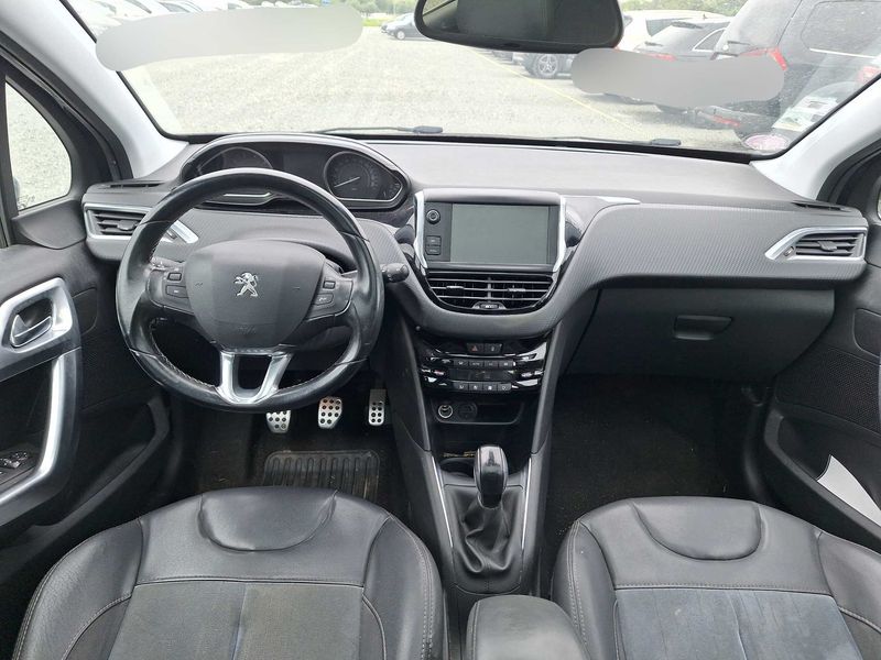 Peugeot 208 1.2 e-THP Féline — zdjęcie 11