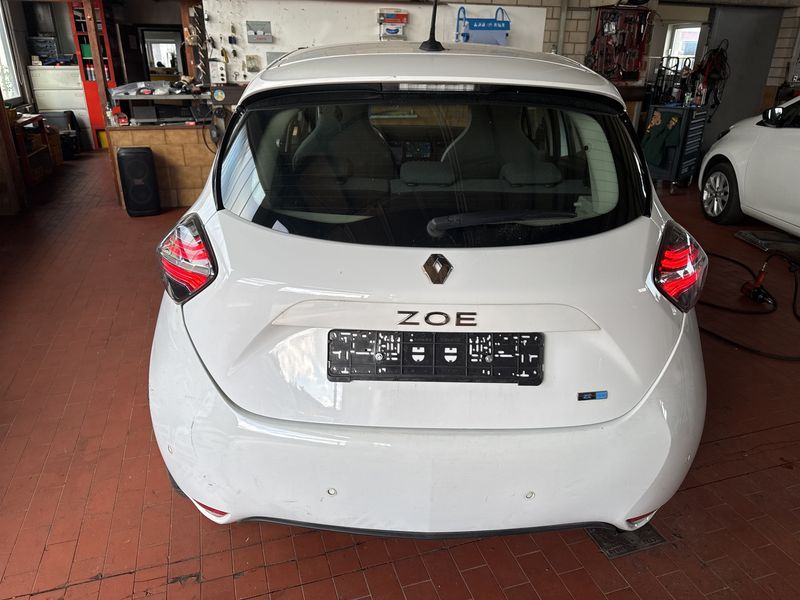 Renault Zoe electric drive 51 kW Experience — zdjęcie 4