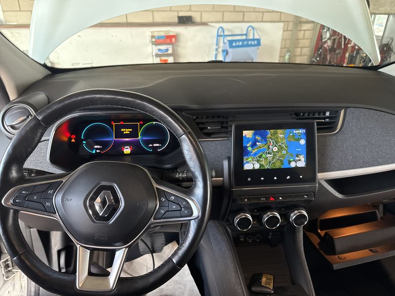 Renault Zoe electric drive 51 kW Experience — zdjęcie 11