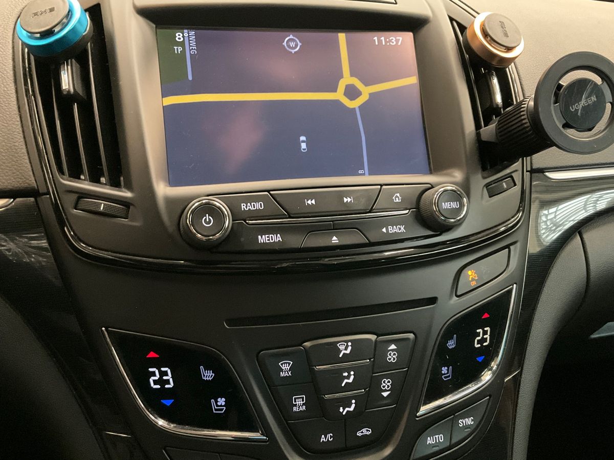 Opel Insignia 2015 — photo 30