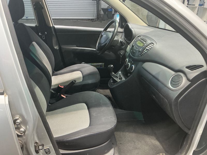 Hyundai i10 1.1 Classic — zdjęcie 3