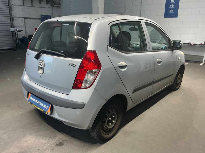 Hyundai i10 1.1 Classic — zdjęcie 2