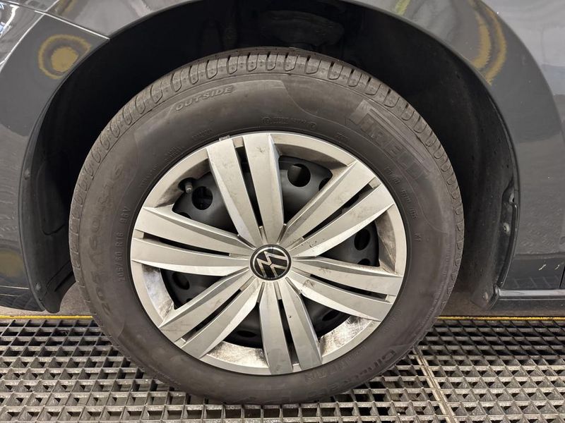 Volkswagen Touran 2.0 TDI Comfortline BlueMotion Tech — zdjęcie 24