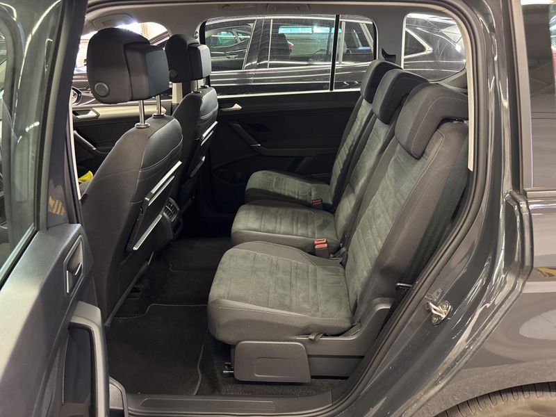 Volkswagen Touran 2.0 TDI Comfortline BlueMotion Tech — zdjęcie 12