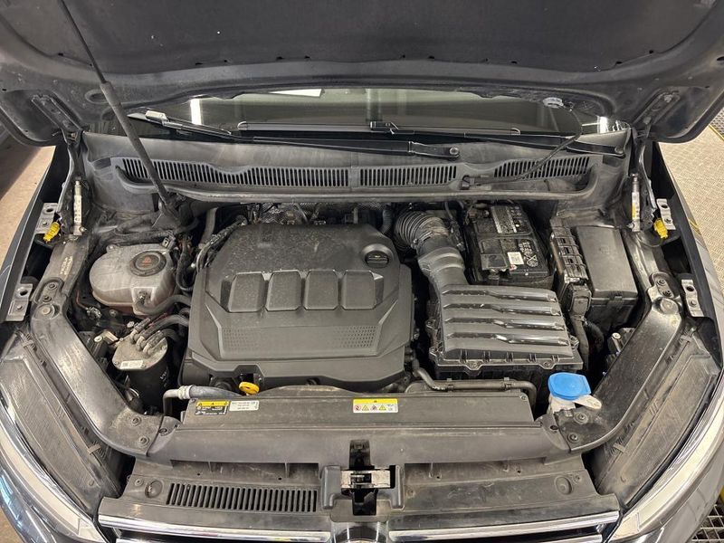 Volkswagen Touran 2.0 TDI Comfortline BlueMotion Tech — zdjęcie 8