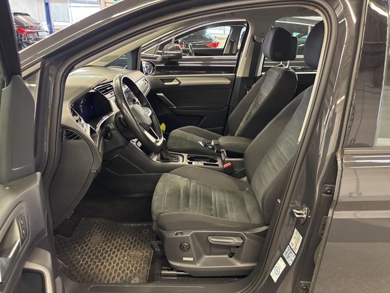 Volkswagen Touran 2.0 TDI Comfortline BlueMotion Tech — zdjęcie 9