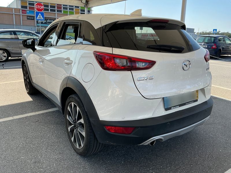 Mazda CX-3 1.8 Skyactiv-D Attraction — zdjęcie 3