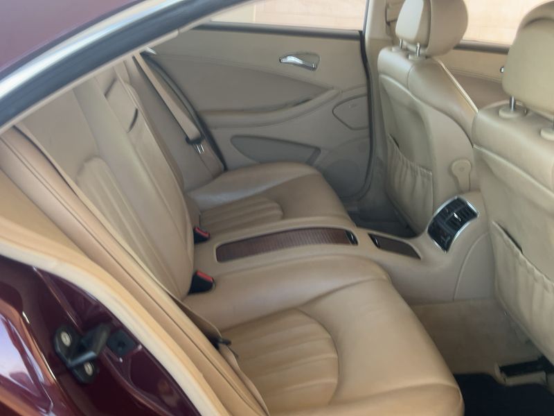 Mercedes-Benz CLS-Klasse CLS 500 — zdjęcie 14
