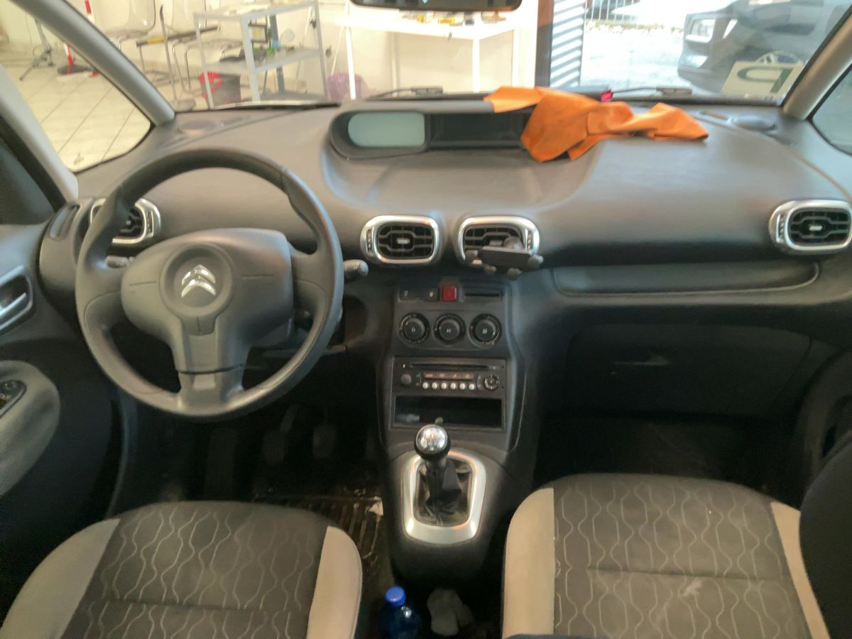 Citroen C3 2013 — photo 18