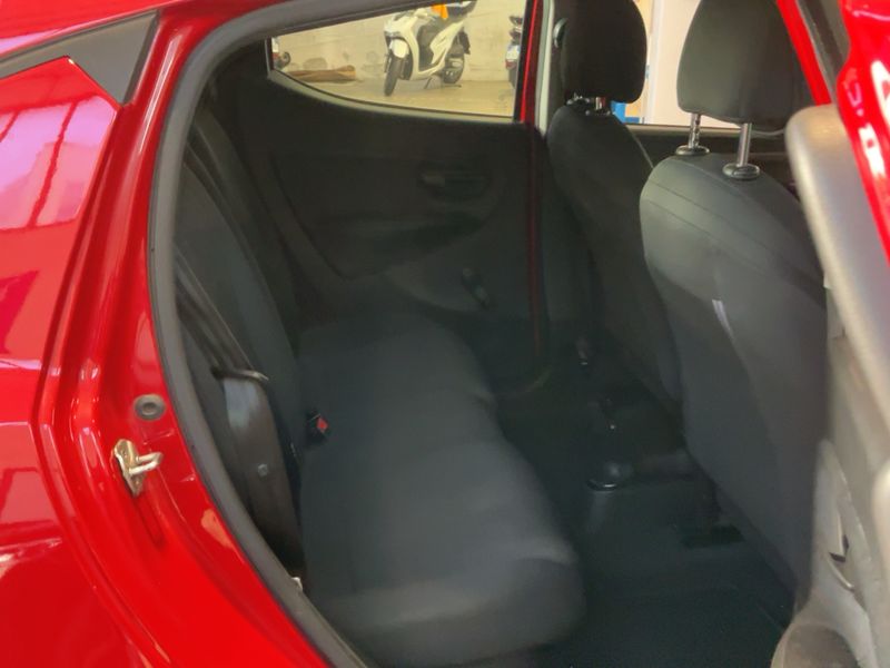 Lancia Ypsilon 1.2 Gold — zdjęcie 14