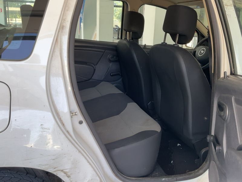 Dacia Duster 1.6 LPG Ambiance 4x2 2015 – снимка 19
