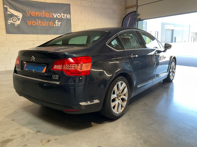 Citroen C5 2.7 V6 HDi BiTurbo Exclusive — zdjęcie 2