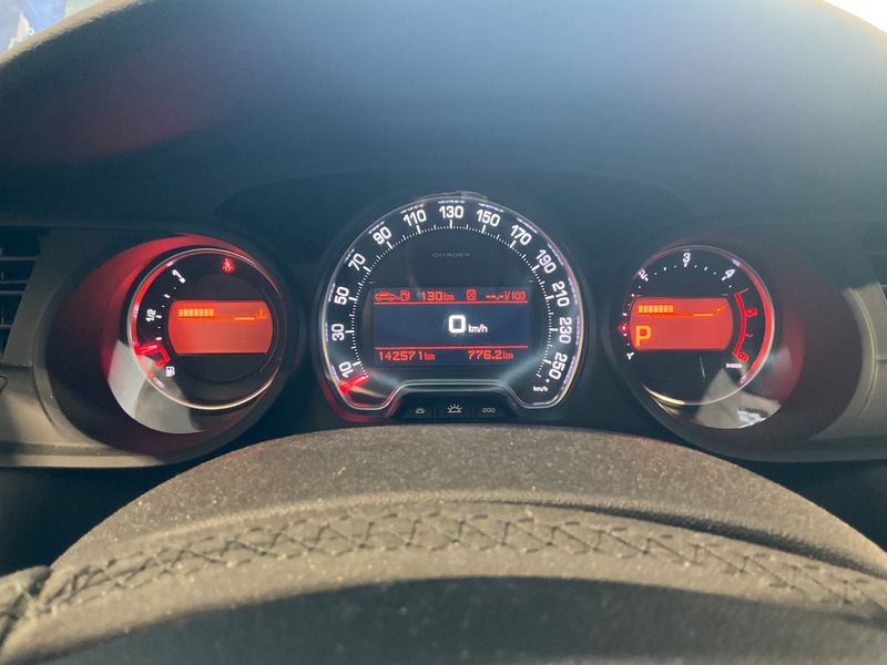 Citroen C5 2.7 V6 HDi BiTurbo Exclusive — zdjęcie 4