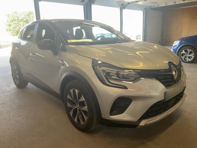 Renault Captur 1.0 TCe Evolution — zdjęcie 8