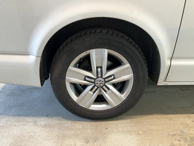 Volkswagen T6 Multivan 2.0 TDI Comfortline 2016 – снимка 9