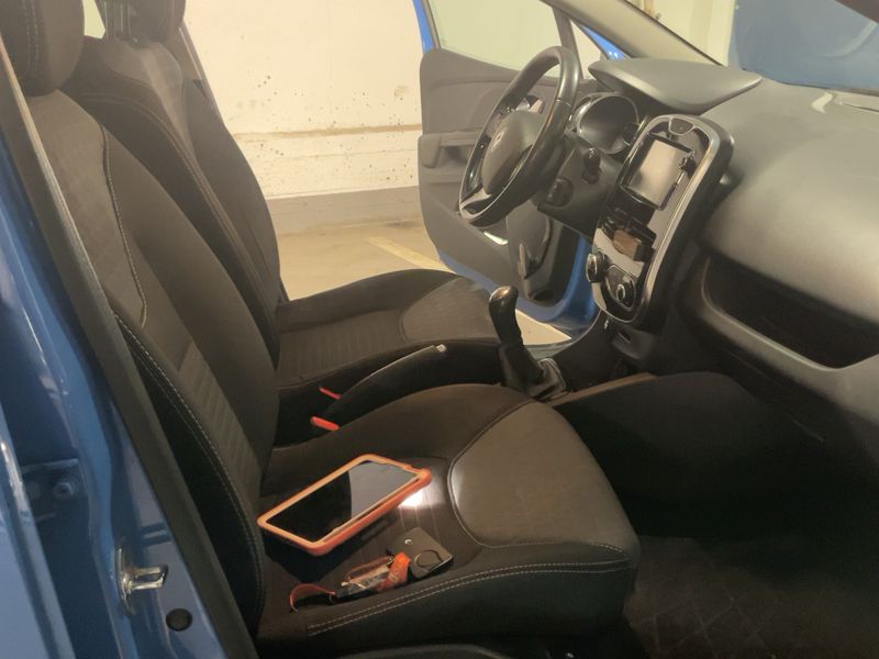 Renault Clio 0.9 Energy Luxe — zdjęcie 11