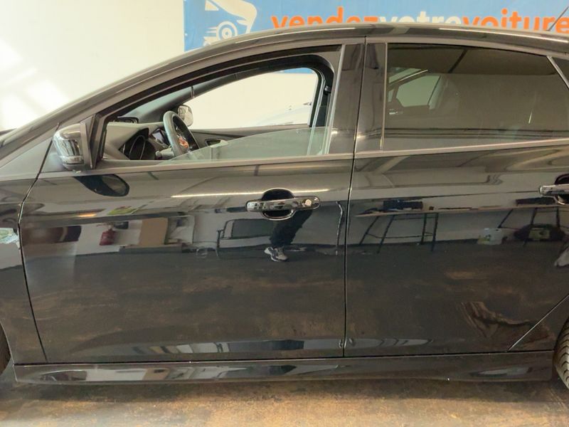 Ford Focus 2.0 TDCi ST — zdjęcie 4