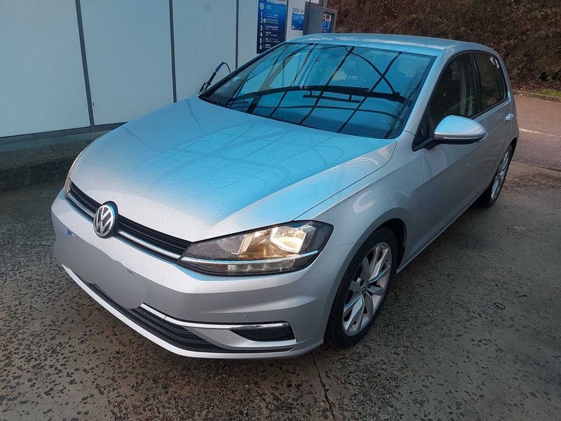 Volkswagen Golf VII 1.5 TSI ACT Match Start-Stopp — zdjęcie 1