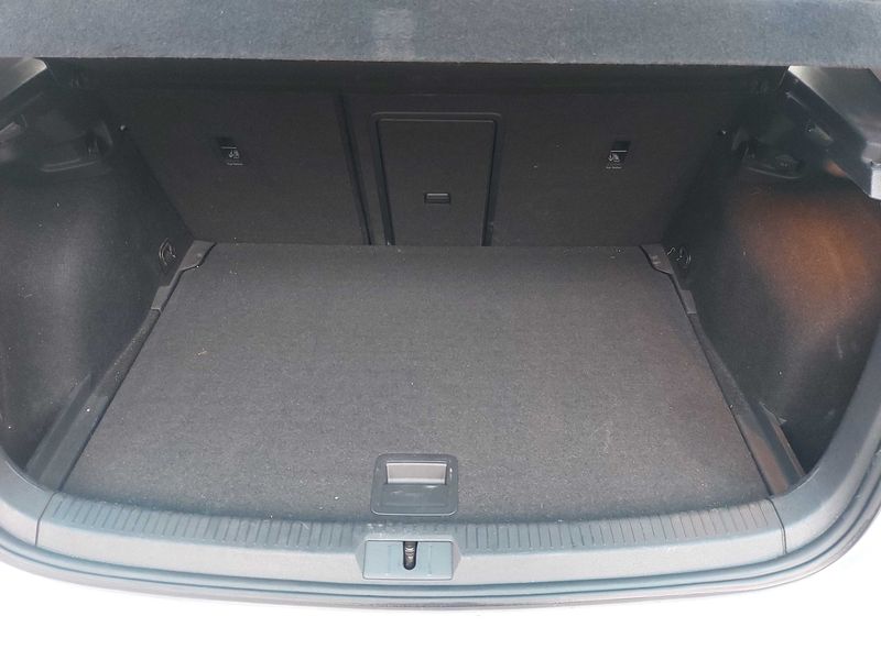 Volkswagen Golf VII 1.5 TSI ACT Match Start-Stopp — zdjęcie 9