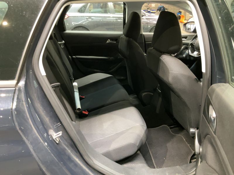 Peugeot 308 1.5 Blue-HDi Access — zdjęcie 14