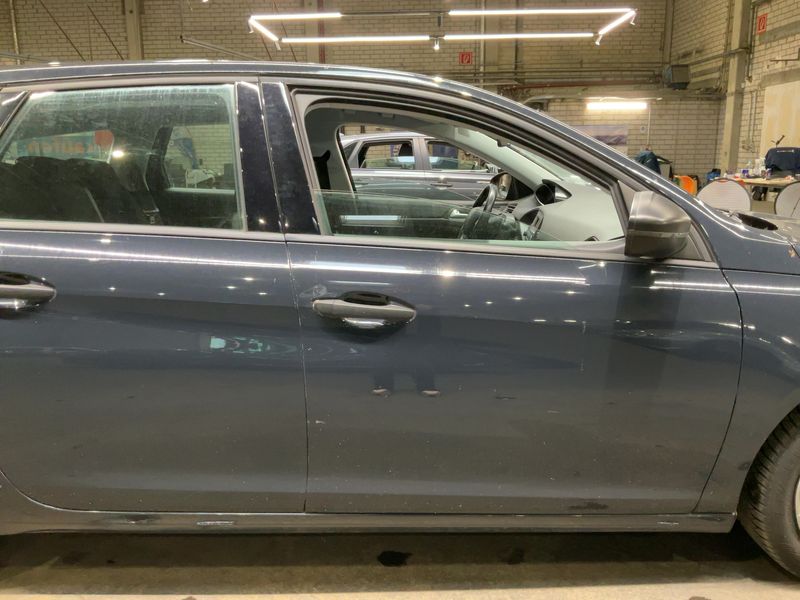 Peugeot 308 1.5 Blue-HDi Access — zdjęcie 7