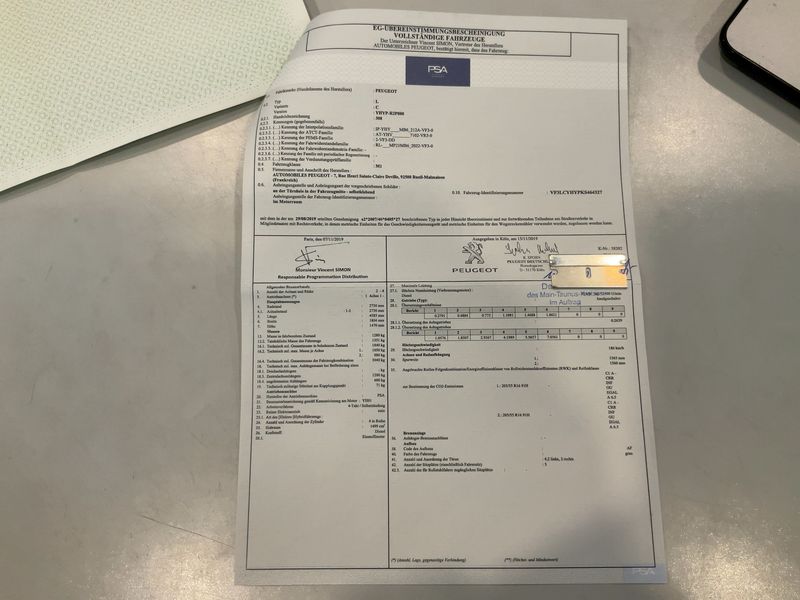Peugeot 308 1.5 Blue-HDi Access — zdjęcie 16