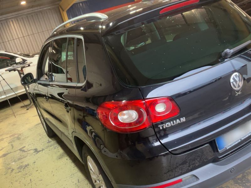 Volkswagen Tiguan 1.4 TSI Sport & Style BlueMotion Tech 2010 – снимка 6