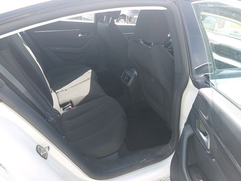Peugeot 508 1.5 Blue-HDi Active Pack — zdjęcie 12