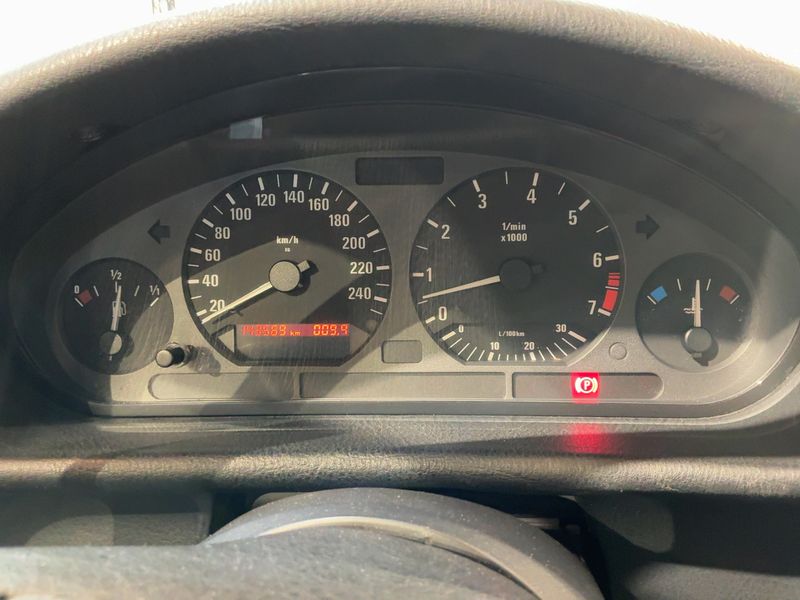 BMW 3er 320i — zdjęcie 13