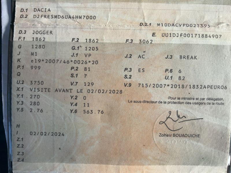 Dacia Jogger 1.0 TCe Extreme+ — zdjęcie 15