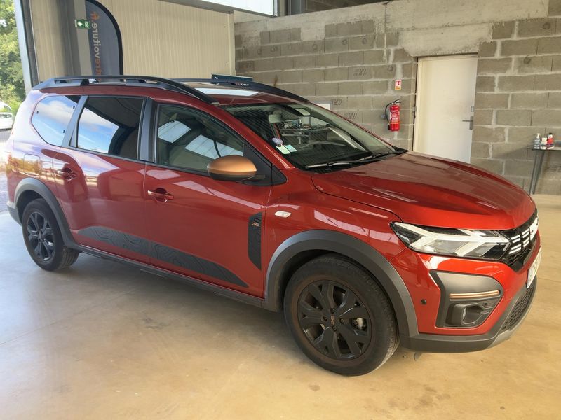 Dacia Jogger 1.0 TCe Extreme+ — zdjęcie 8
