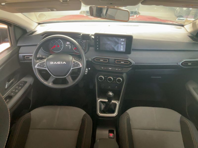 Dacia Jogger 1.0 TCe Extreme+ — zdjęcie 12