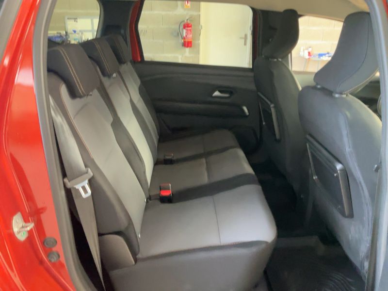 Dacia Jogger 1.0 TCe Extreme+ — zdjęcie 14