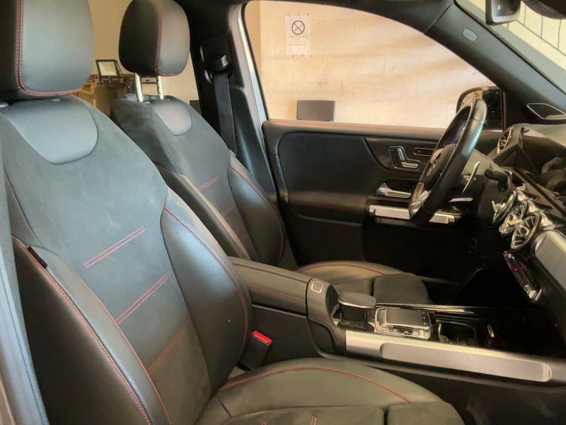 Mercedes-Benz GLB-Klasse GLB 35 AMG 4Matic — zdjęcie 11