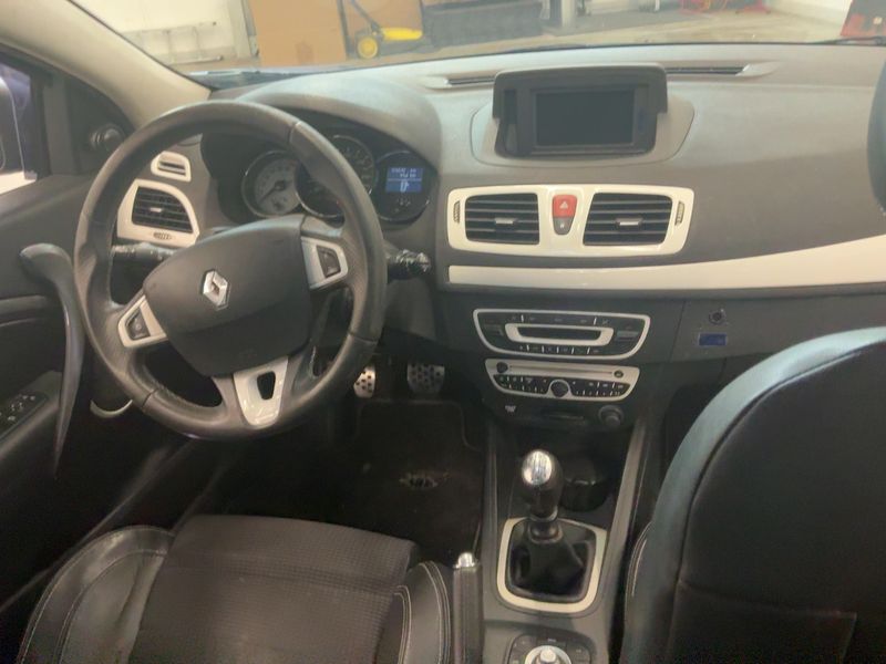 Renault Megane 2.0 TCe GT 2011 – снимка 18