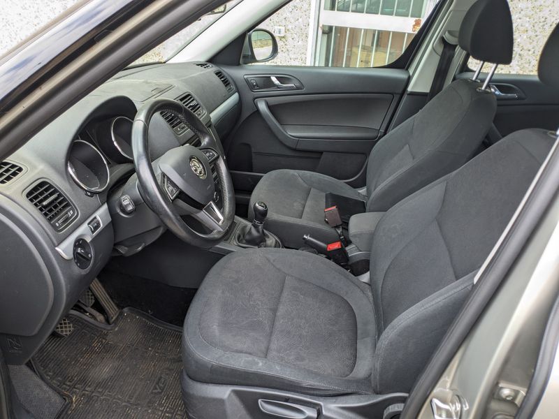 Skoda Yeti 1.2 TSI Ambition — zdjęcie 10