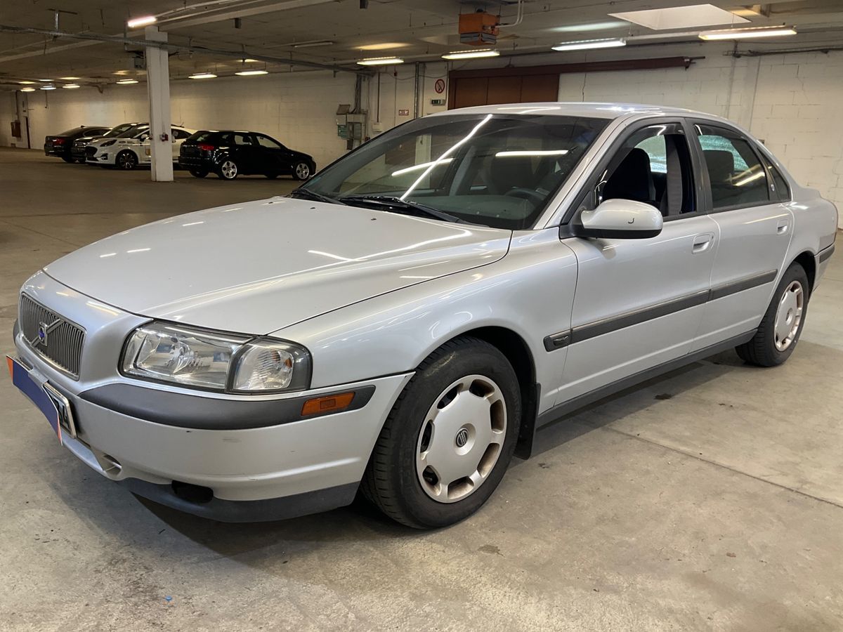 Volvo S80 1999