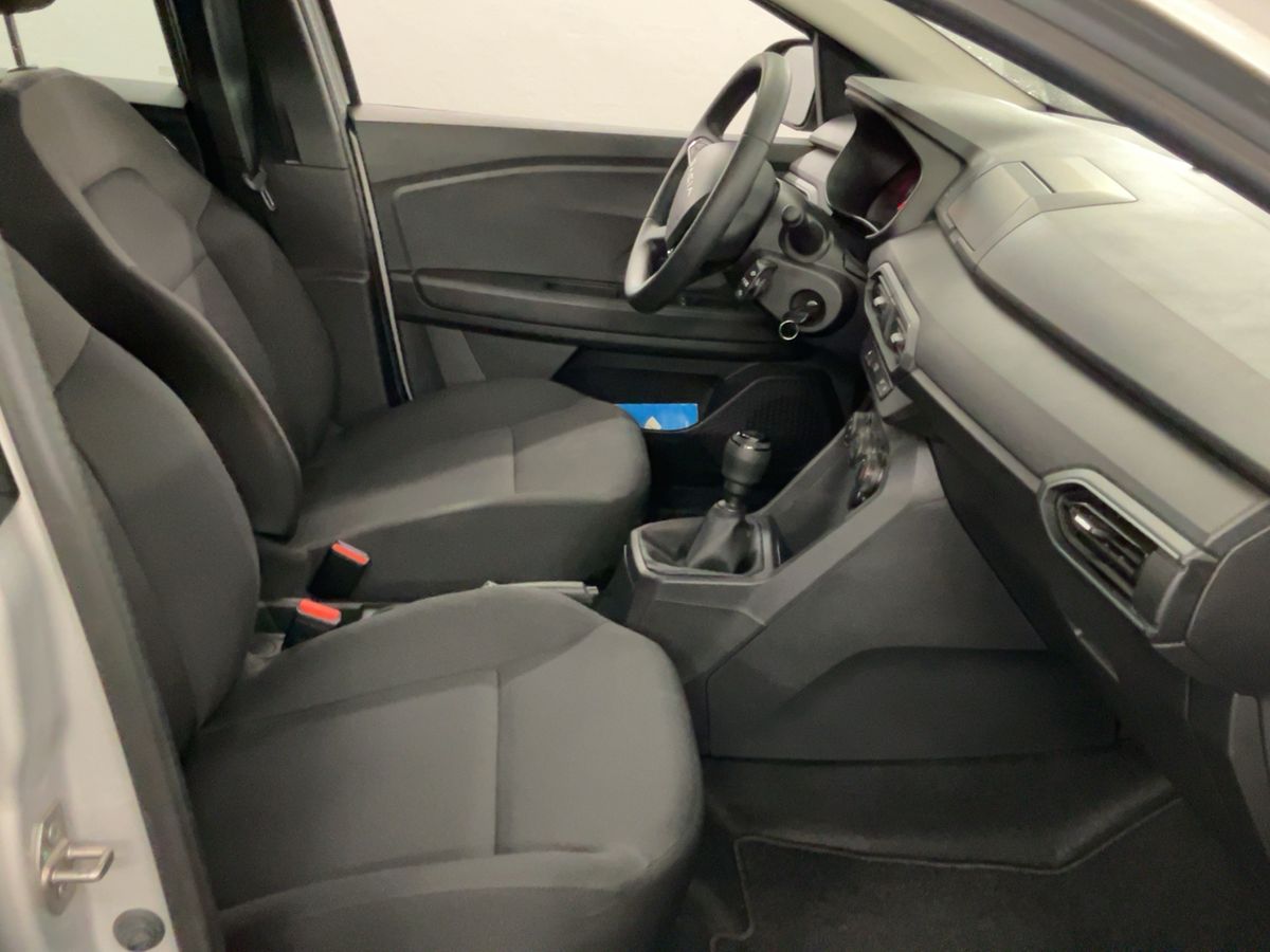 Dacia Jogger 2023 — photo 17
