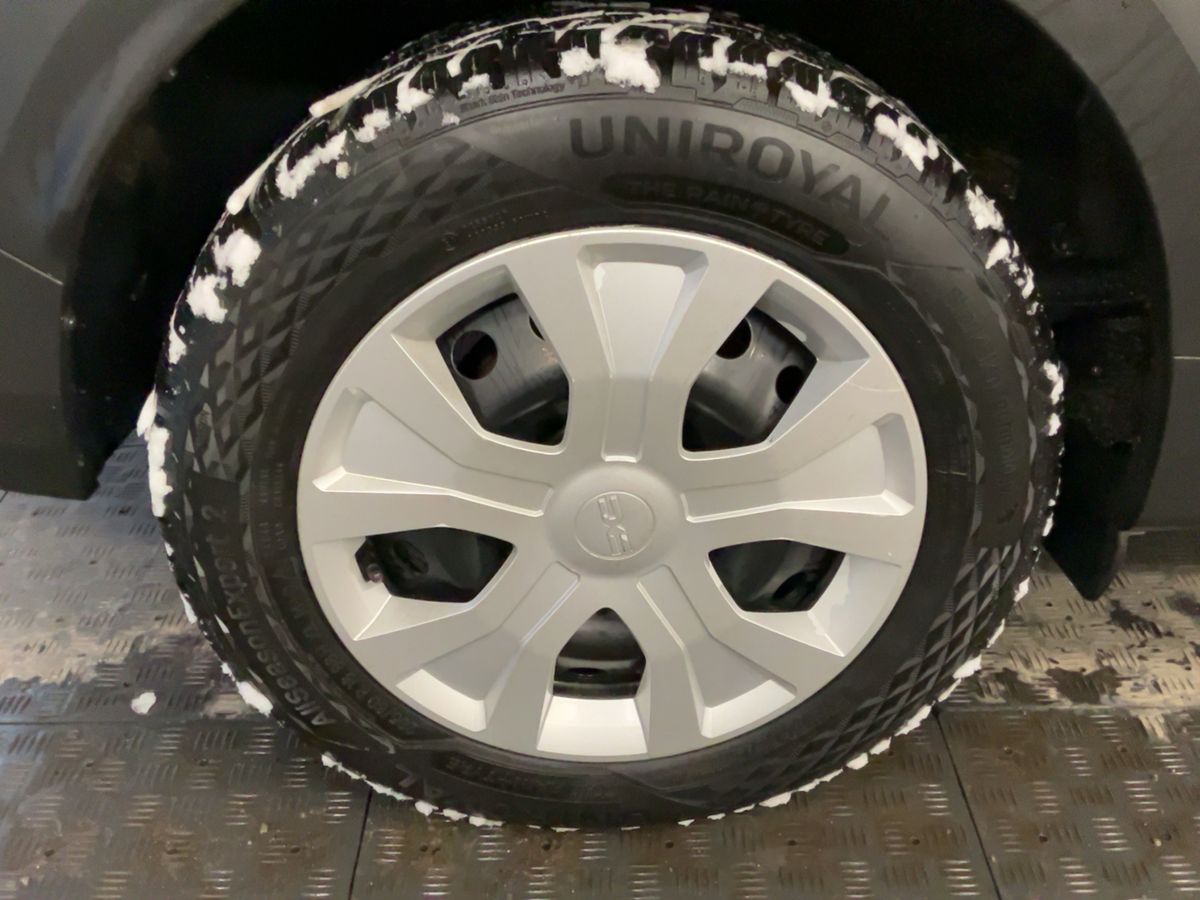 Dacia Jogger 2023 — photo 10