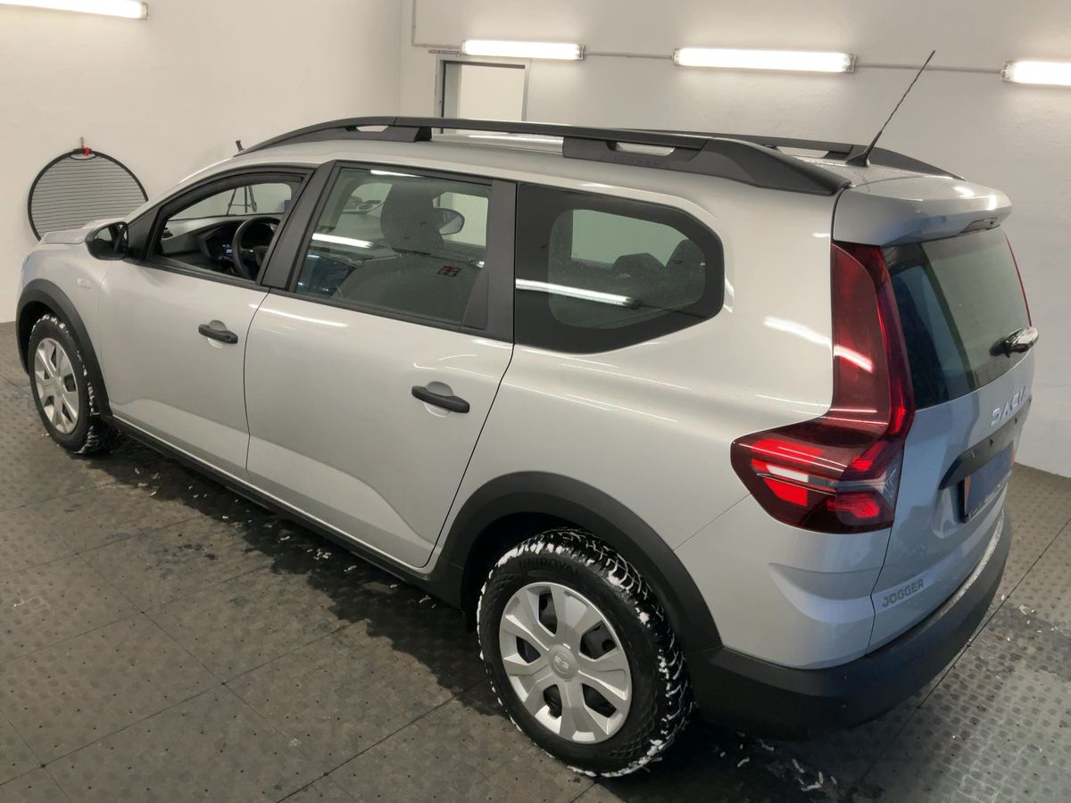 Dacia Jogger 2023 — photo 7
