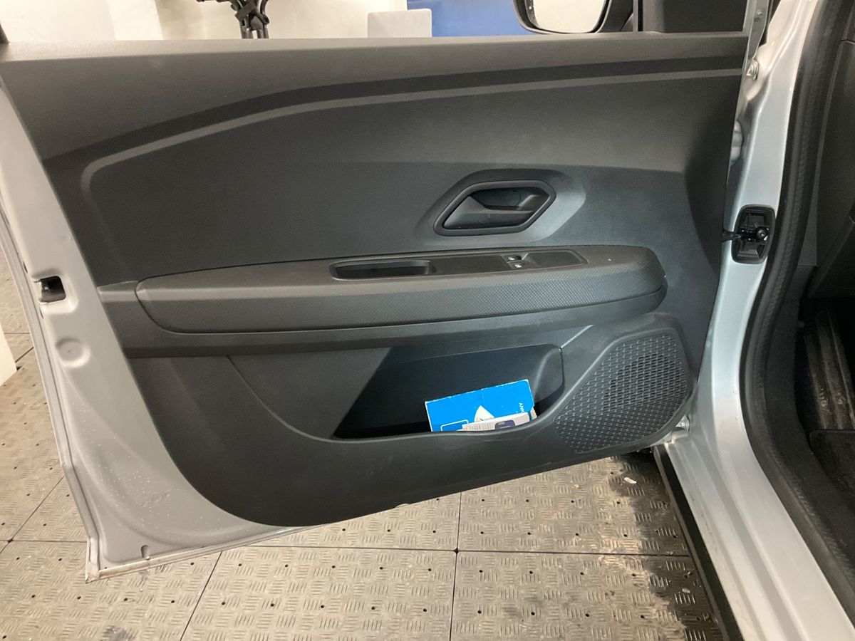 Dacia Jogger 2023 — photo 33