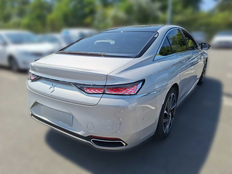 DS Automobiles DS9 1.6 E-Tense Hybrid Rivoli + — zdjęcie 5