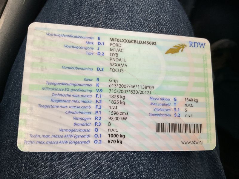 Ford Focus 1.6 Ti-VCT Titanium 2013 – снимка 5