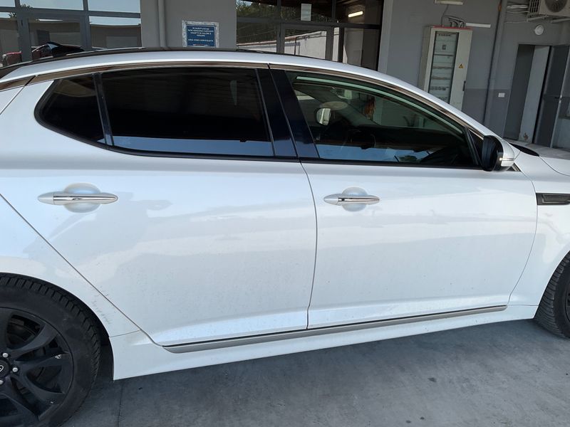 Kia Optima 2.0 Hybrid Attract — zdjęcie 7