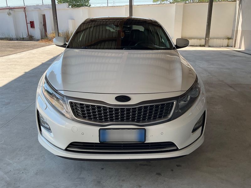 Kia Optima 2.0 Hybrid Attract — zdjęcie 9